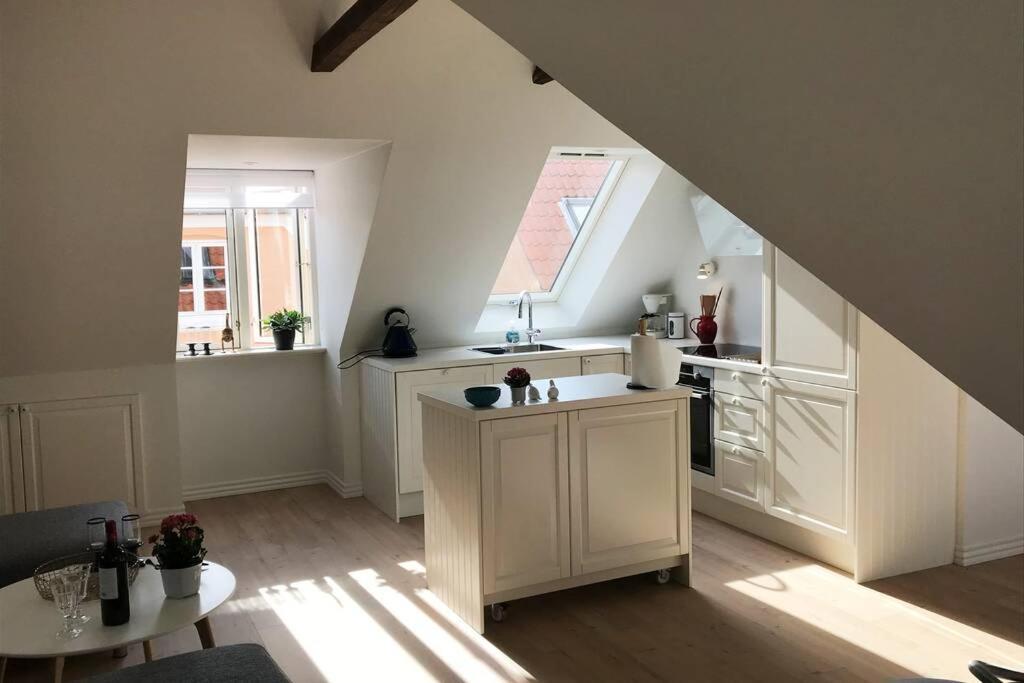 Penthouselejlighed Med Havneudsigt * Kerteminde